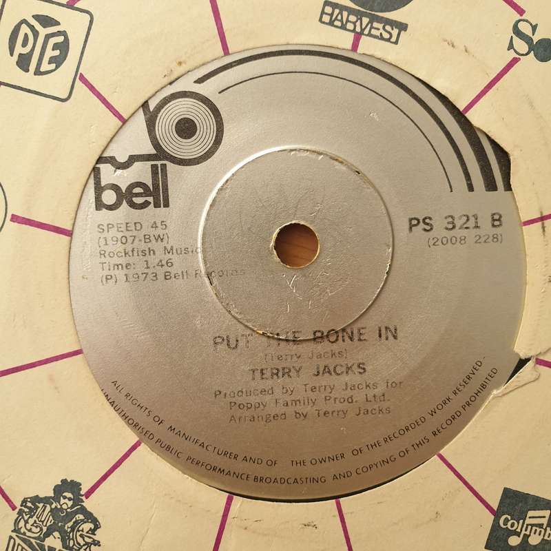 Terry Jacks  Seasons In The Sun - Vinyl 7" Record - Very-Good+ Quality (VG+) (verygoodplus7)