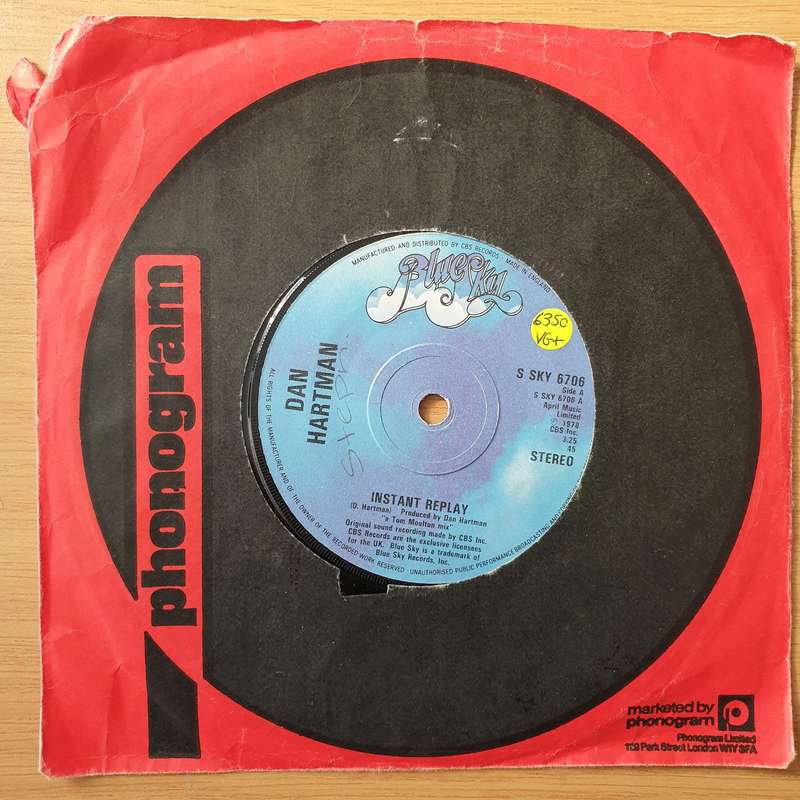 Dan Hartman  Instant Replay - Vinyl 7" Record - Very-Good+ Quality (VG+) (verygoodplus7)