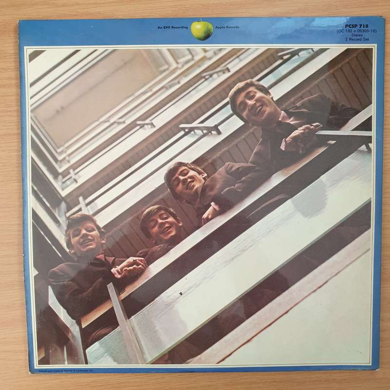 The Beatles  1967-1970 (Import) - Vinyl LP Record - Very-Good+ Quality (VG+) (verygoodplus)