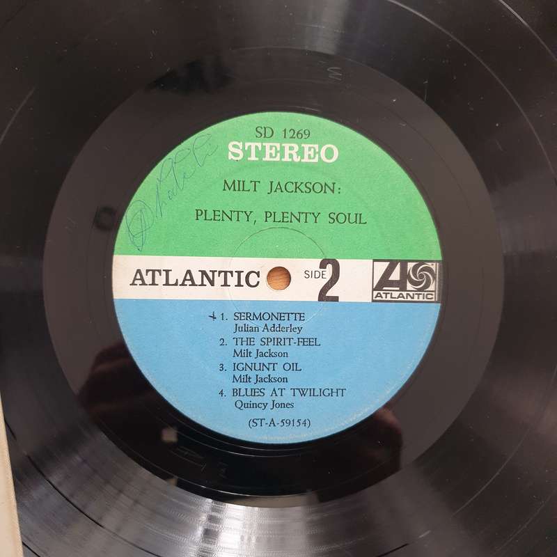 Milt Jackson  Plenty, Plenty Soul - Vinyl LP Record - Very-Good Quality (VG) (verry)