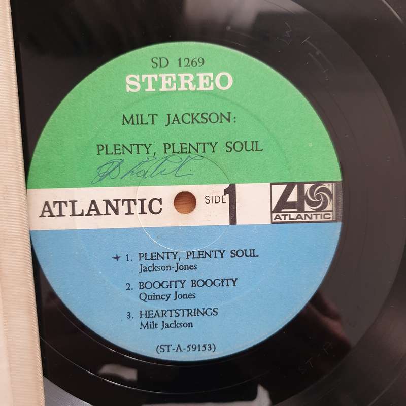 Milt Jackson  Plenty, Plenty Soul - Vinyl LP Record - Very-Good Quality (VG) (verry)