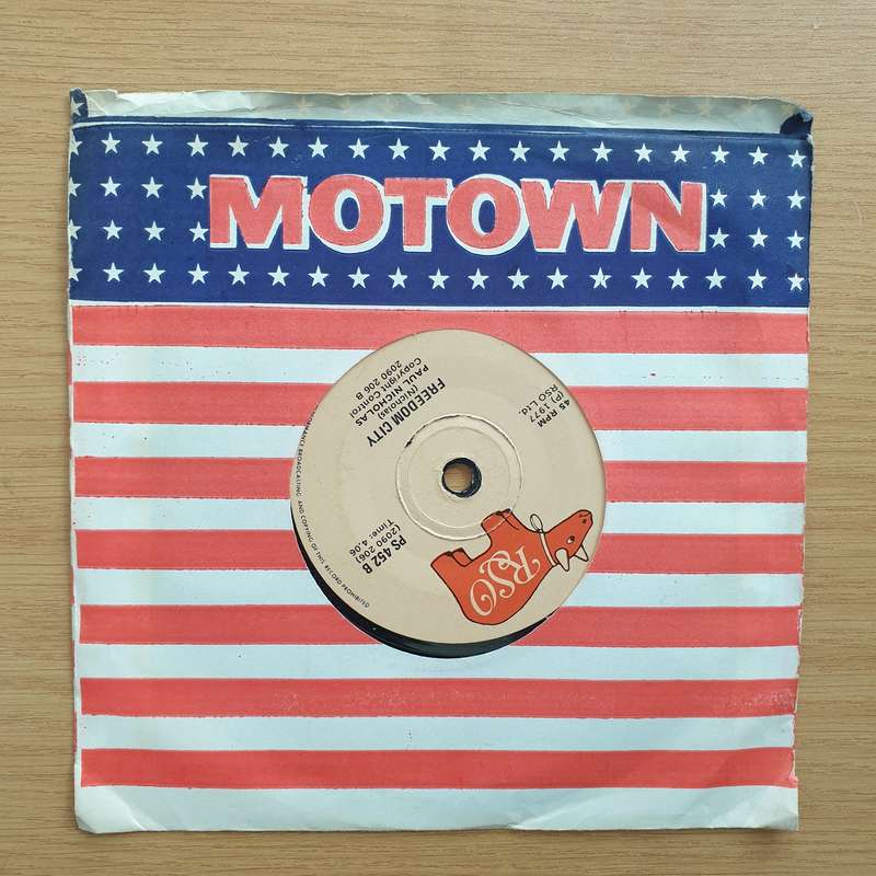 Paul Nicholas  Dancing With The Captain - Vinyl 7" Record - Very-Good+ Quality (VG+) (verygood...