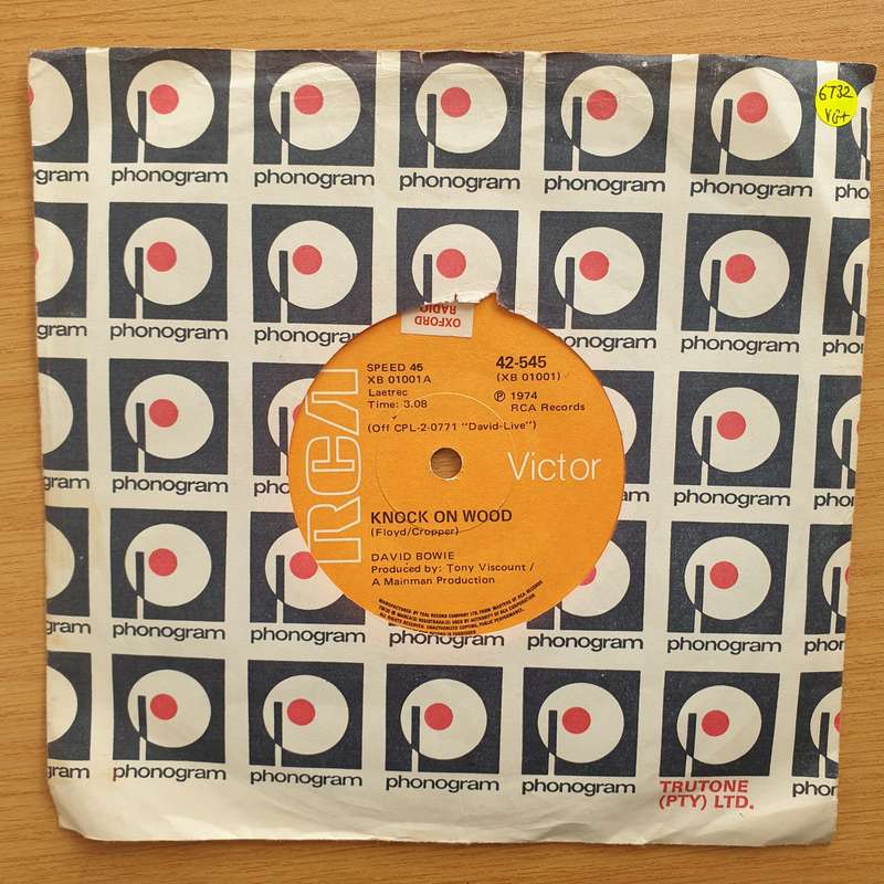 David Bowie  Knock On Wood - Vinyl 7" Record - Very-Good+ Quality (VG+) (verygoodplus7)