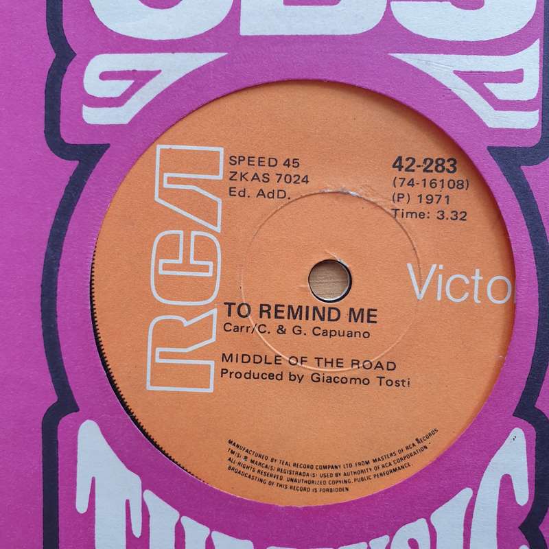 Middle Of The Road  Soley Soley- Vinyl 7" Record - Very-Good+ Quality (VG+) (verygoodplus7)
