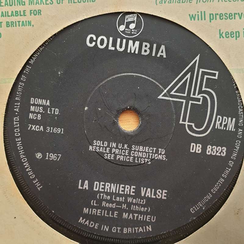 Mireille Mathieu  La Dernière Valse - Vinyl 7" Record - Very-Good+ Quality (VG+) (verygoodplus7)