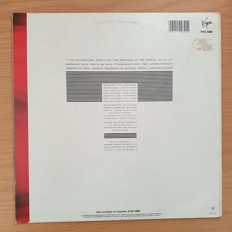 Sandra  Mirrors   Vinyl LP Record - Very-Good+ Quality (VG+) (verygoodplus)