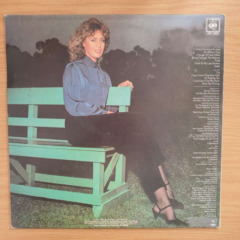 Janie Fricke  I'll Need Someone To Hold Me When I Cry -  Vinyl LP Record - Very-Good+ Quality ...
