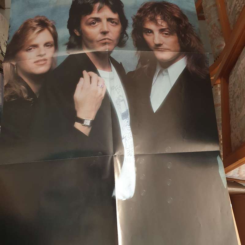 Wings (Paul McCartney) - London Town with Original Poster - Vinyl LP Record - Very-Good+ Quali...