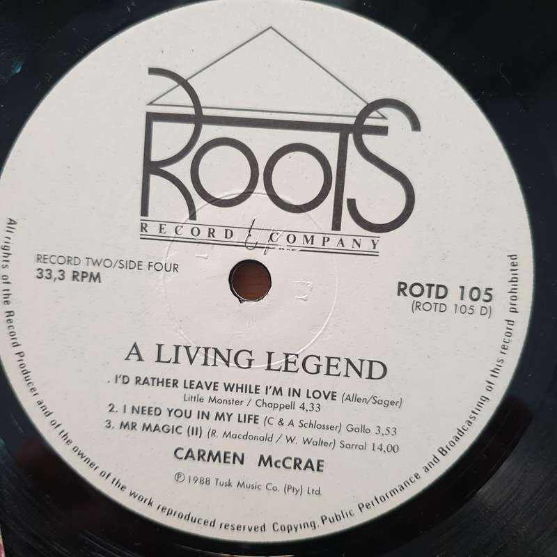 Carmen McRae - A living Legend - Vinyl LP Record - Very-Good+ Quality (VG+) (verygoodplus)