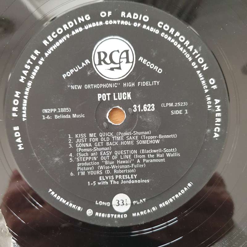 Elvis Presley  Pot Luck  Vinyl LP Record - Very-Good Quality (VG) (verry)