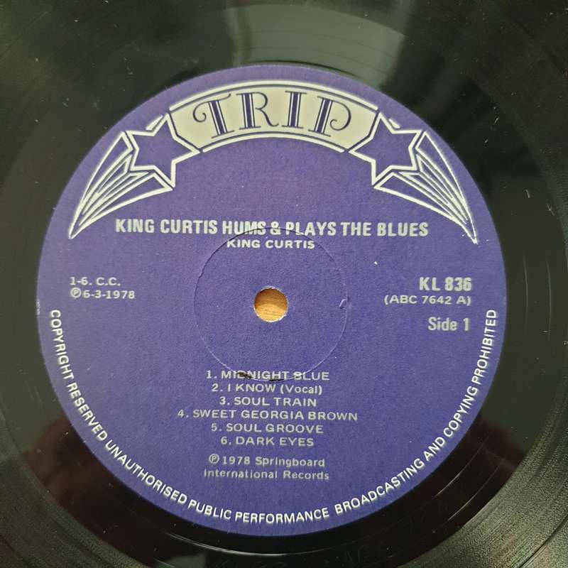King Curtis Hums and Plays the Blues  Vinyl LP Record - Very-Good+ Quality (VG+)