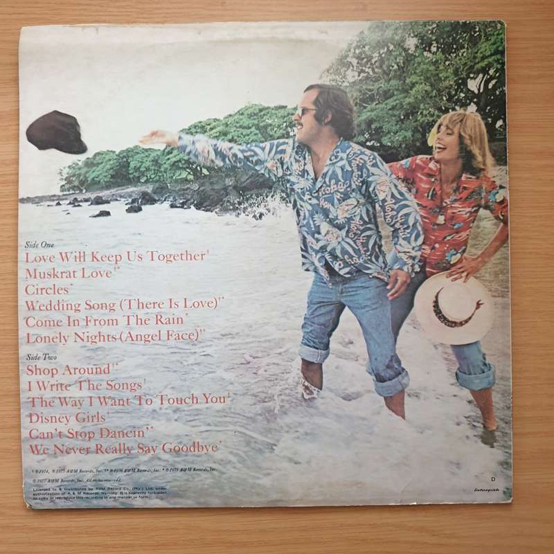 Captain And Tennille  Greatest Hits  Vinyl LP Record - Very-Good+ Quality (VG+) (verygoo...