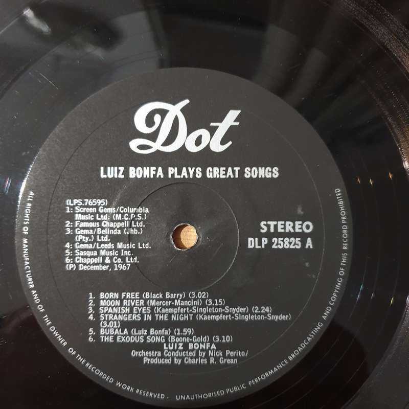 Luiz Bonfá  Plays Great Songs - Vinyl LP Record - Very-Good+ Quality (VG+) (verygoodplus)