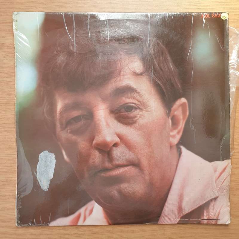 Robert Mitchum  That Man Robert Mitchum...Sings - Vinyl LP Record - Very-Good+ Quality (VG+) (...