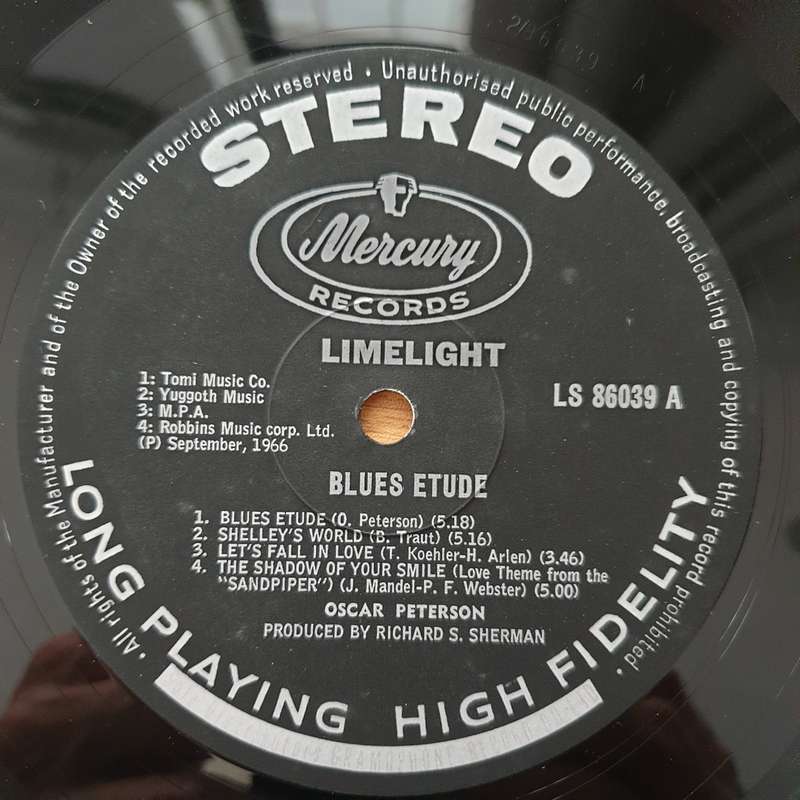 Oscar Peterson  Blues Etude - Vinyl LP Record - Very-Good+ Quality (VG+) (verygoodplus)
