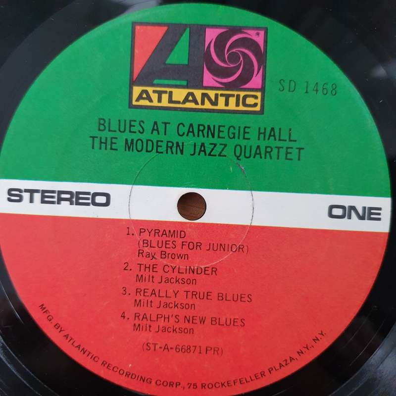 The Modern Jazz Quartet  Blues At Carnegie Hall - Vinyl LP Record - Very-Good Quality (VG) (vg...