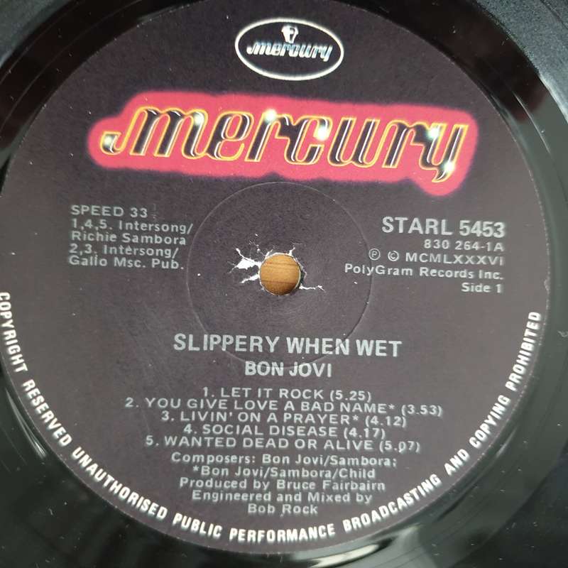 Bon Jovi  Slippery When Wet (with Lyrics)   Vinyl LP Record - Very-Good+ Quality (VG+) (ver...
