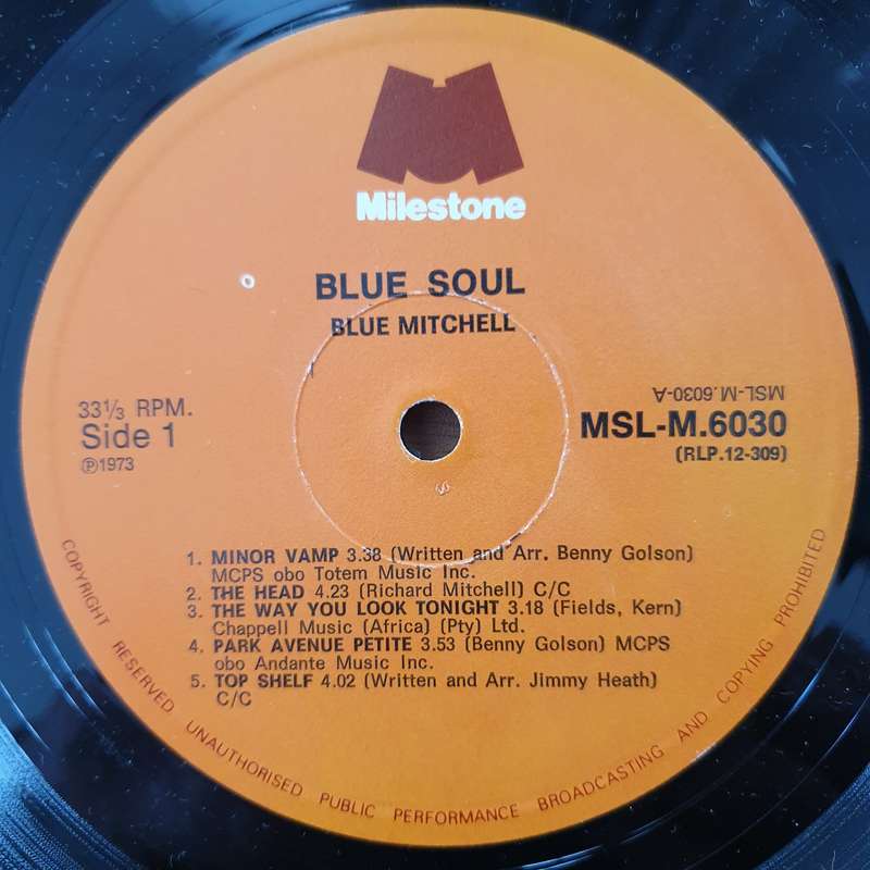 Blue Mitchell Sextet  Blue Soul  Vinyl LP Record - Very-Good+ Quality (VG+) (verygoodplus) (D)