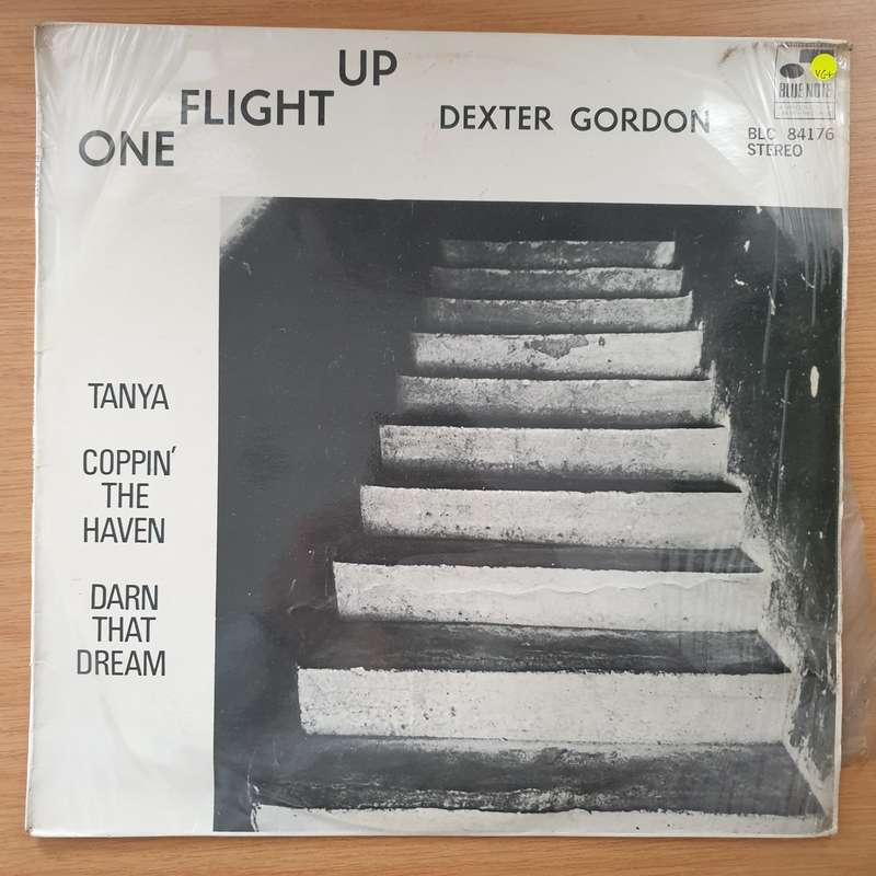 Dexter Gordon  One Flight Up  Vinyl LP Record - Very-Good+ Quality (VG+) (verygoodplus)
