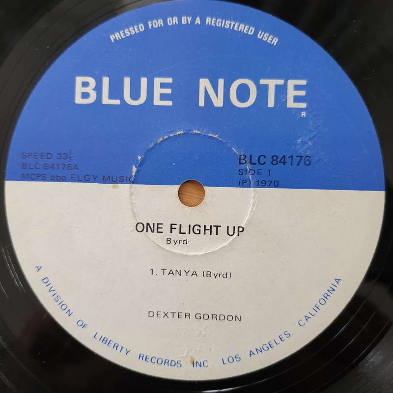 Dexter Gordon  One Flight Up  Vinyl LP Record - Very-Good+ Quality (VG+) (verygoodplus)