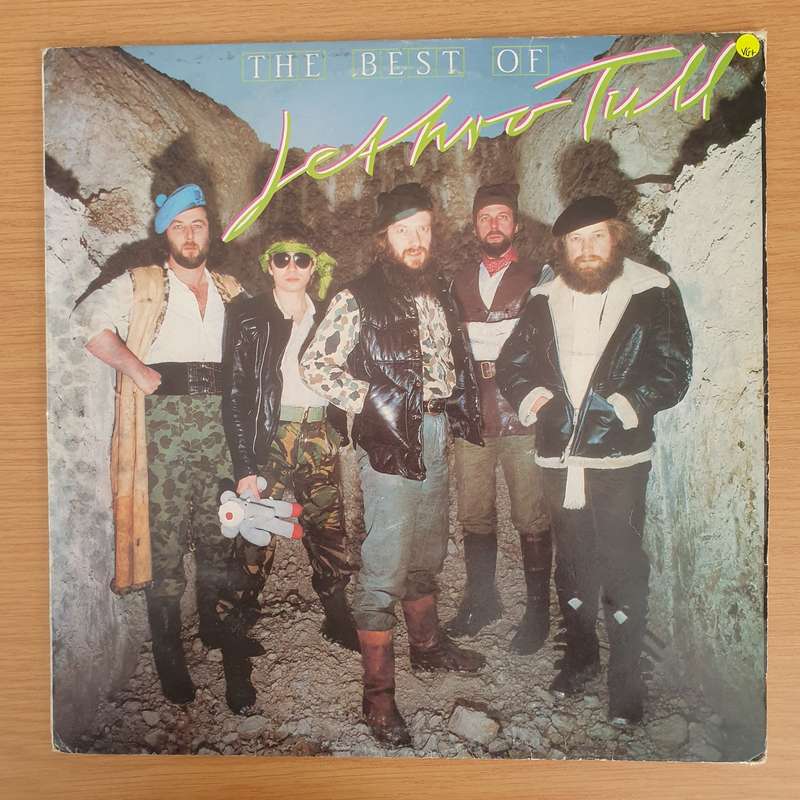 Jethro Tull - The Best of Jethro Tull   Vinyl LP Record - Very-Good+ Quality (VG+)