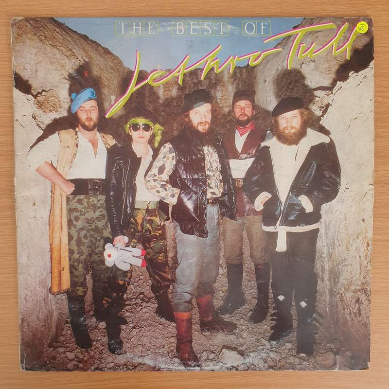 Jethro Tull - The Best of Jethro Tull - Vinyl LP Record - Very-Good- Quality (VG-) (verygoodminus)