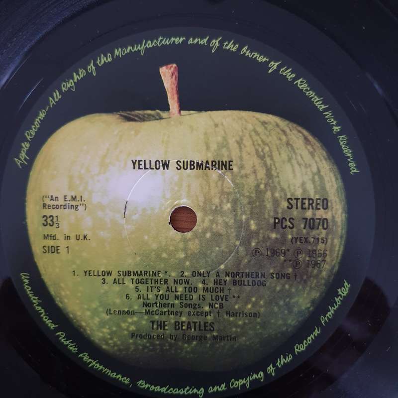 The Beatles  Yellow Submarine - Vinyl LP Record - Very-Good+ Quality (VG+) (verygoodplus)