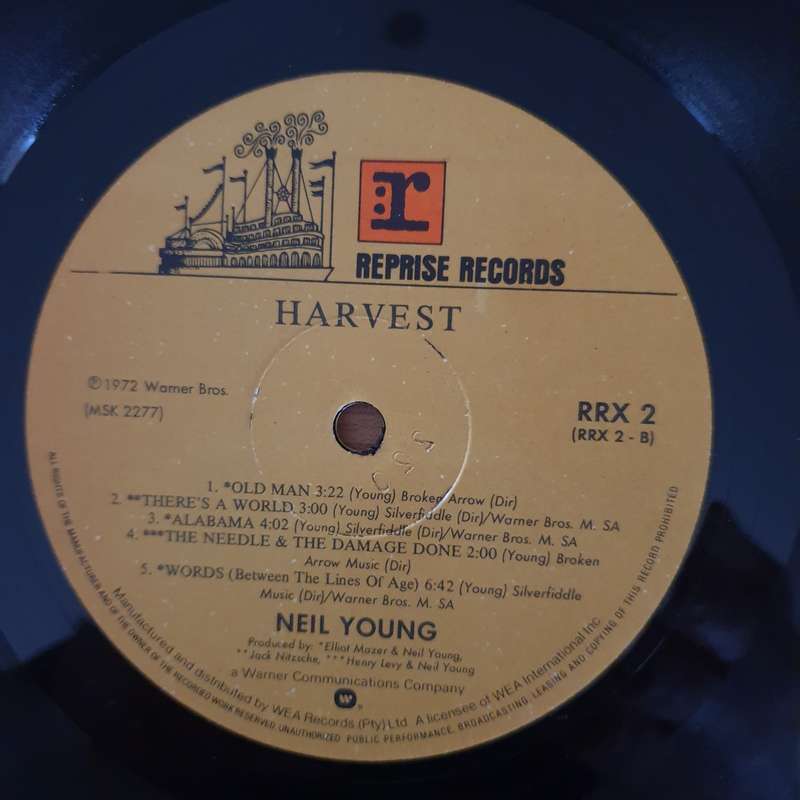 Neil Young  Harvest (SA) - Vinyl LP Record - Very-Good+ Quality (VG+)