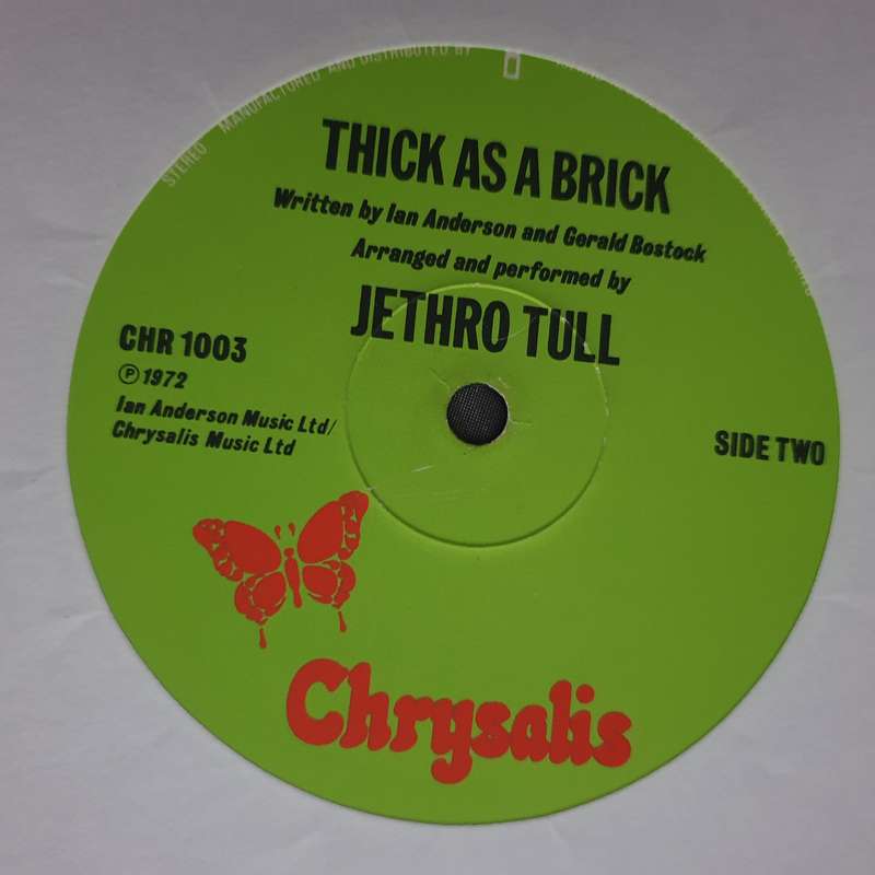 Jethro Tull  Thick As A Brick  - Vinyl LP Record - Very-Good Quality (VG)  (verry)