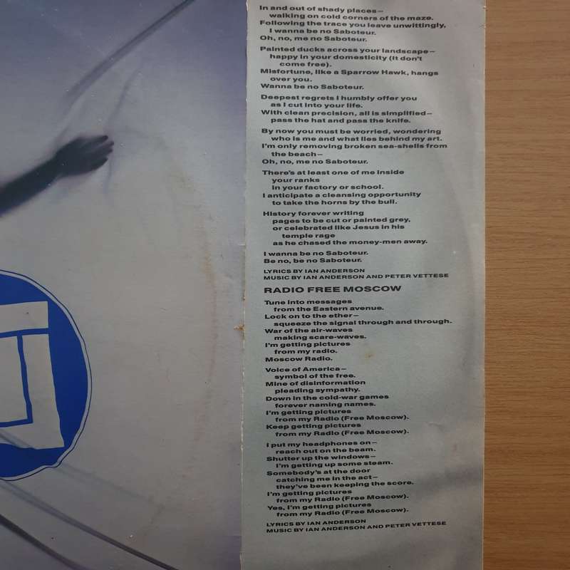 Jethro Tull  Under Wraps (with original Lyrics inner) - Vinyl LP Record - Very-Good+ Quality (...
