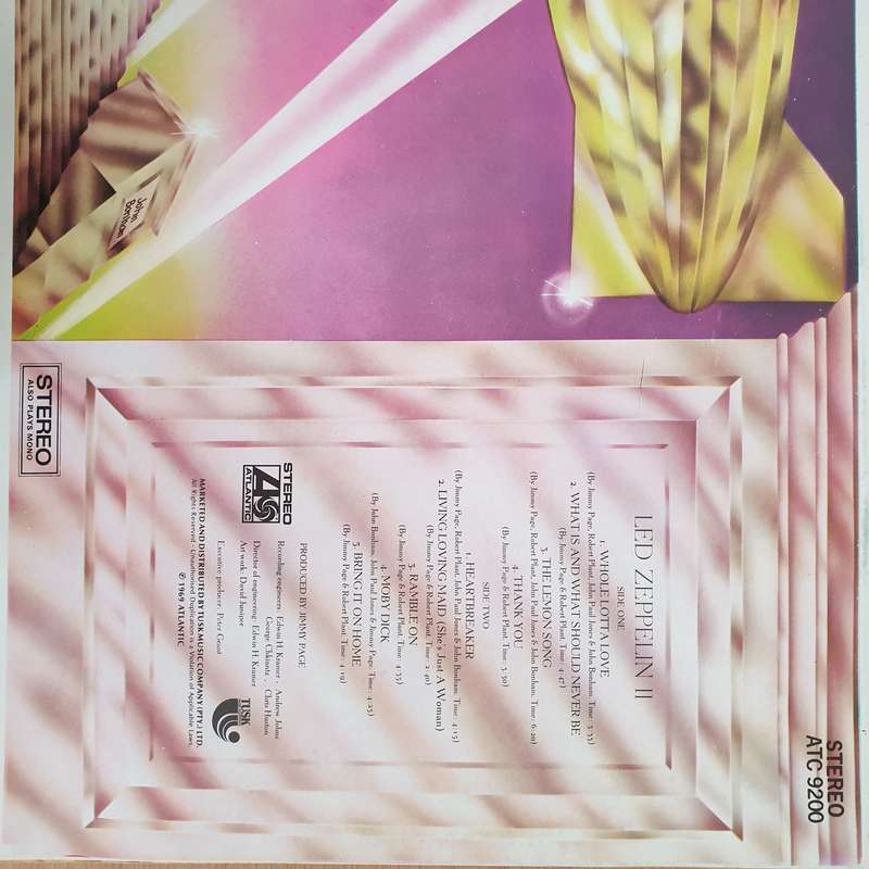 Led Zeppelin  Led Zeppelin II - Vinyl LP Record - Very-Good+ Quality (VG+) (verygoodplus)