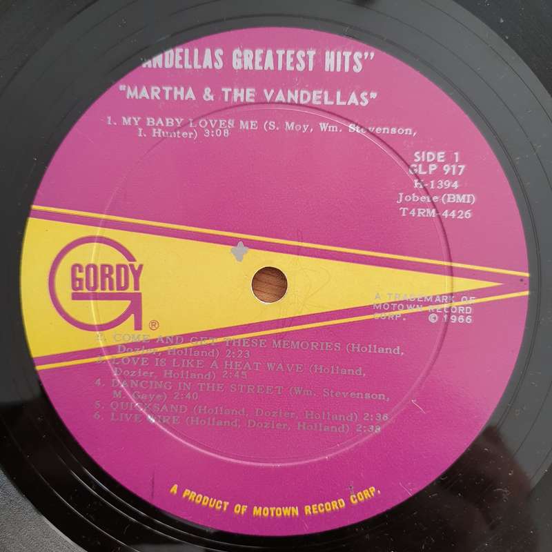 Martha And The Vandellas  Greatest Hits - Vinyl LP Record - Very-Good- Quality (VG-) (minus)