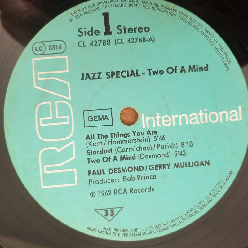Paul Desmond / Gerry Mulligan  Two Of A Mind (Germany) - Vinyl LP Record - Very-Good Quality (...