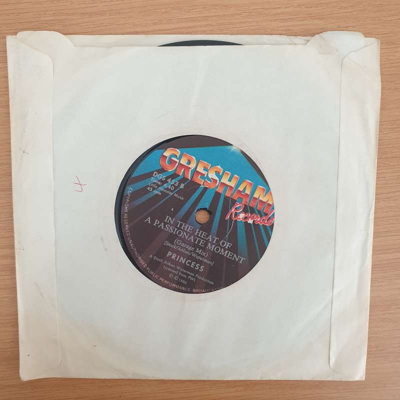 Princess  In The Heat Of A Passionate Moment - Vinyl 7" Record - Very-Good+ Quality (VG+) (ver...