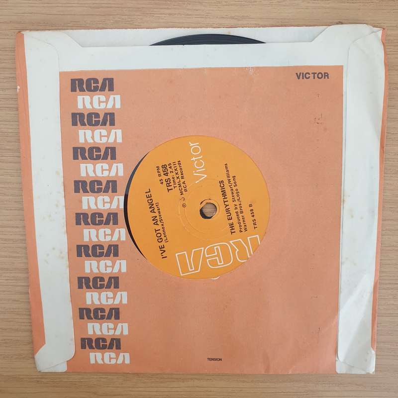 Eurythmics  Love Is A Stranger  - Vinyl 7" Record - Very-Good+ Quality (VG+) (verygoodplus7)