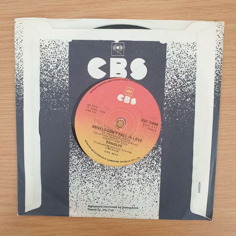 Bangles  Walk Like An Egyptian - Vinyl 7" Record - Very-Good+ Quality (VG+) (verygoodplus7)