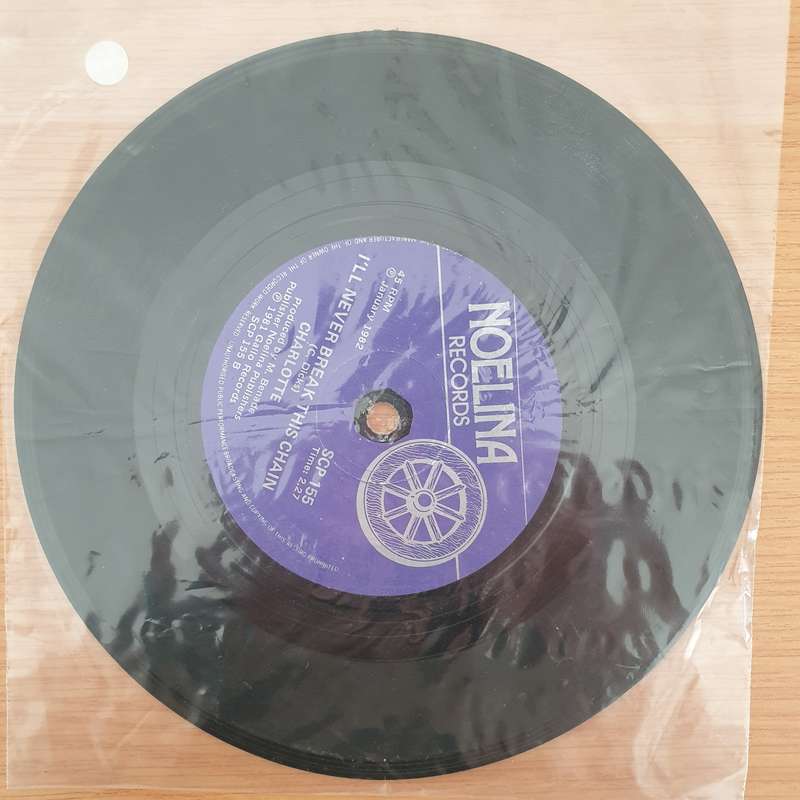 Charlotte  Make Believe - Vinyl 7" Record - Very-Good+ Quality (VG+) (verygoodplus7)