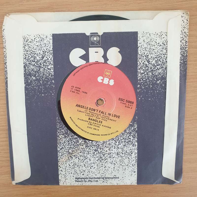Bangles  Walk Like An Egyptian - Vinyl 7" Record - Very-Good+ Quality (VG+) (verygoodplus7)