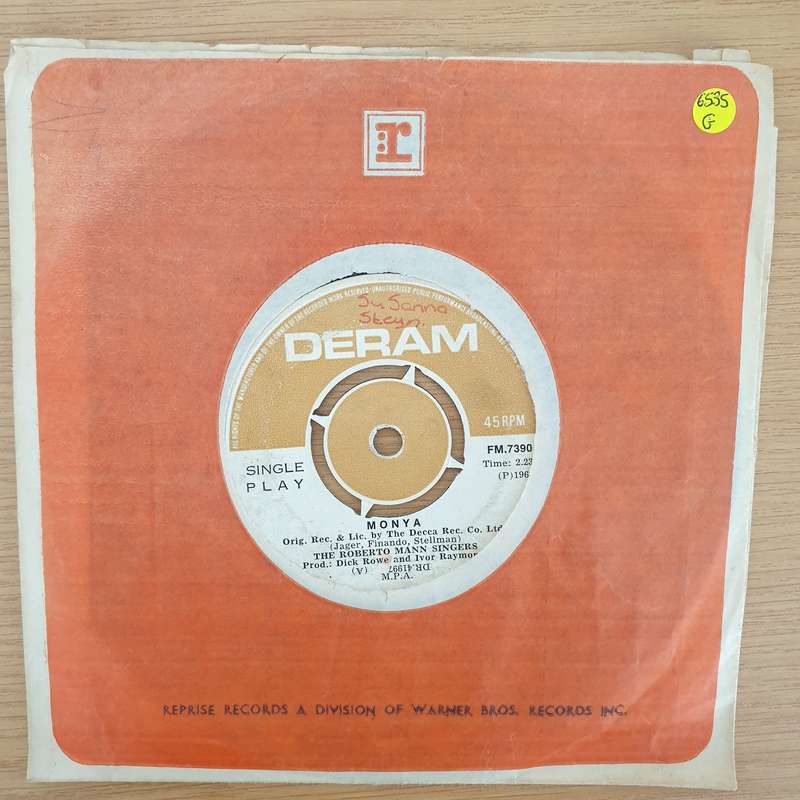 The Roberto Mann Singers  Monya - Vinyl 7" Record  - Good Quality (G) (goood7)