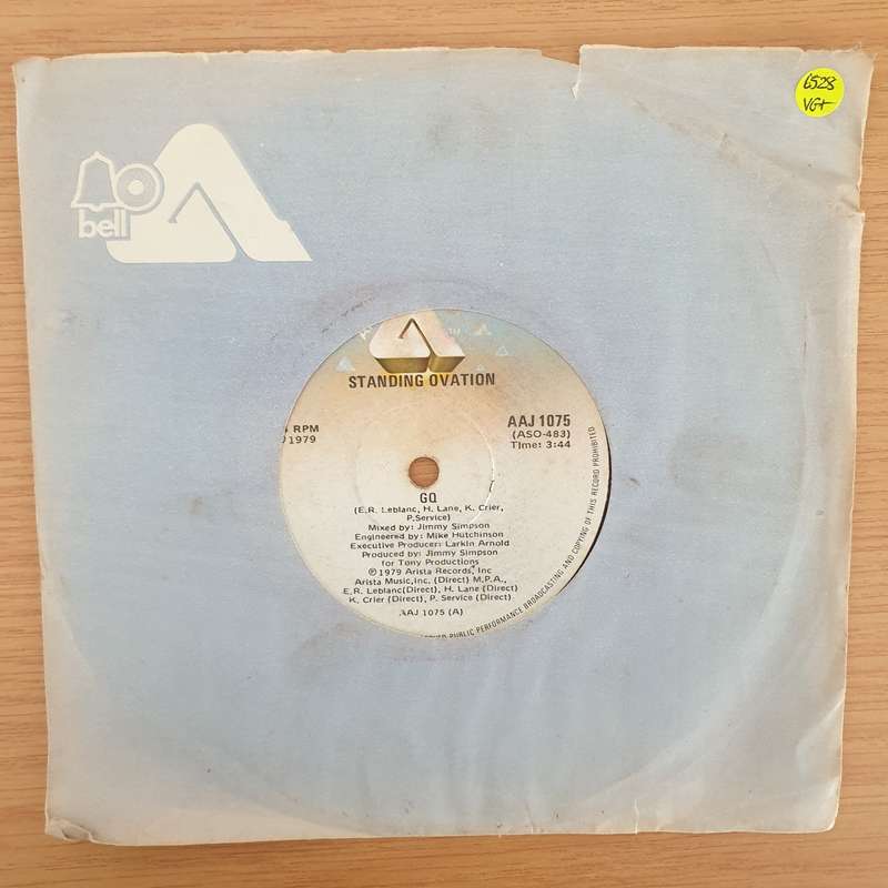 GQ  Standing Ovation - Vinyl 7" Record - Very-Good+ Quality (VG+) (verygoodplus7)