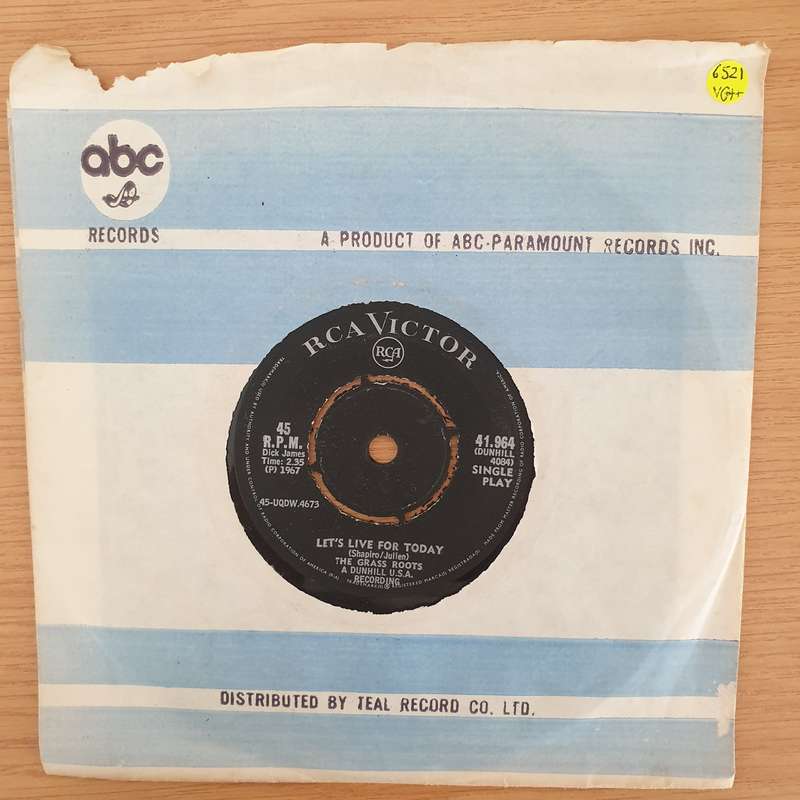 The Grassroots  Let's Live For Today - Vinyl 7" Record - Very-Good+ Quality (VG+) (verygoodplus7)