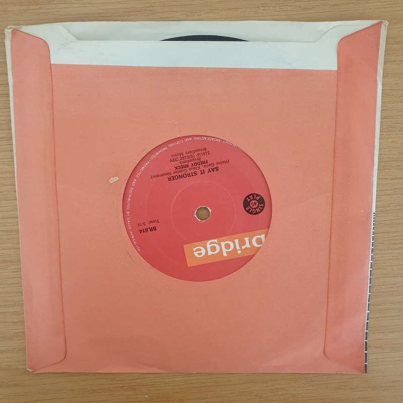 Freddy Breck  We Believe In Tomorrow - Vinyl 7" Record - Very-Good+ Quality (VG+) (verygoodplus7)