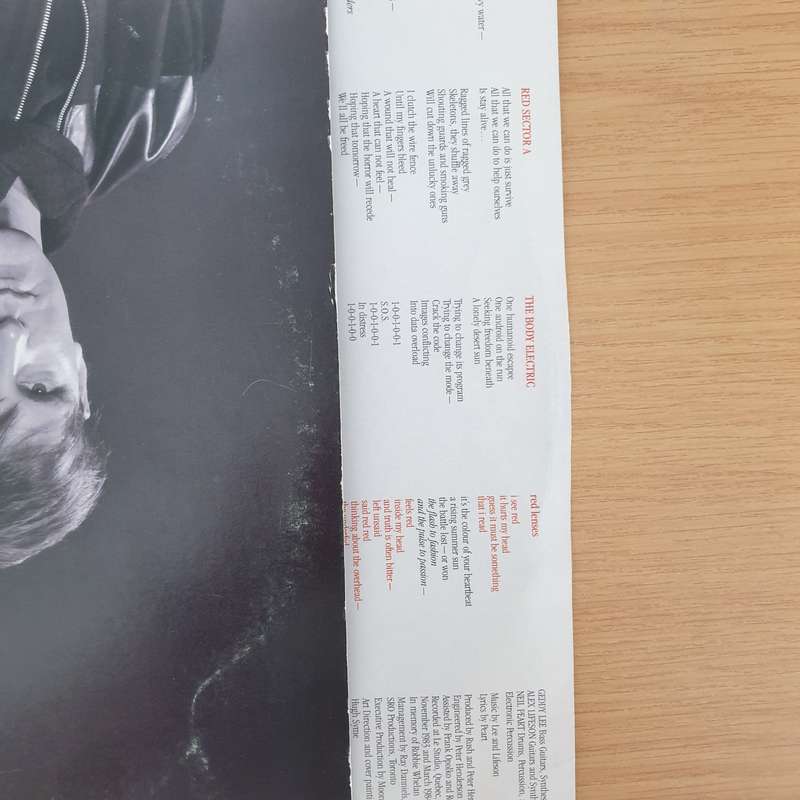 Rush  Grace Under Pressure (with lyrics sleeve) - Vinyl LP Record - Very-Good+ Quality (VG+) (...