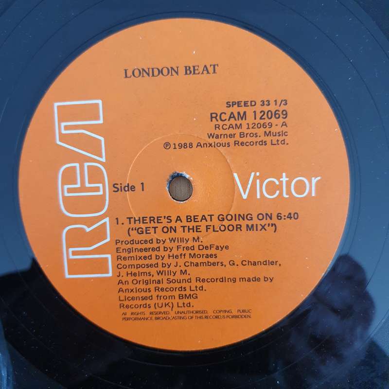 London Beat - there's a beat going on - Get on the floor mix - Vinyl LP Record - Very-Good+ Quali...