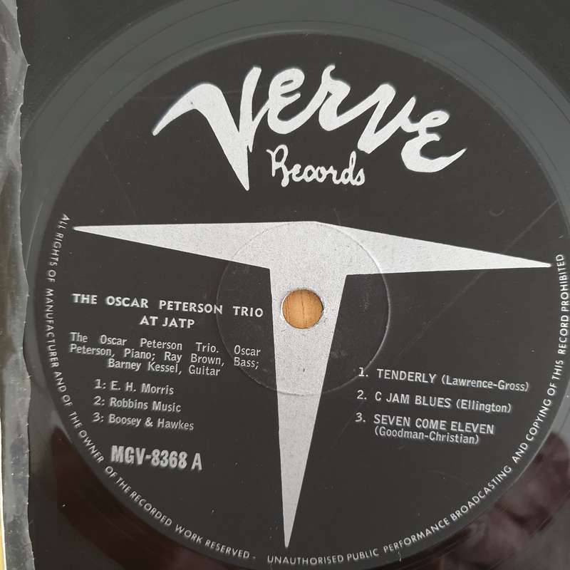 The Oscar Peterson Trio  At JATP - Vinyl LP Record - Very-Good+ Quality (VG+)