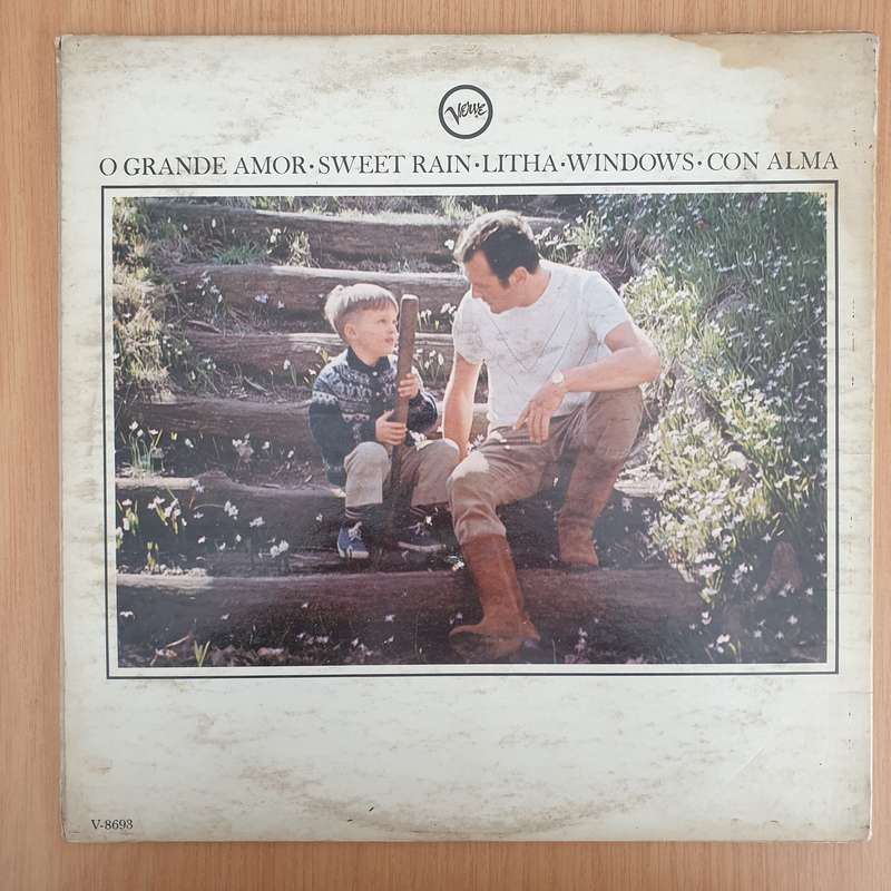 Stan Getz  Sweet Rain   Vinyl LP Record - Very-Good+ Quality (VG+) (verygoodplus)