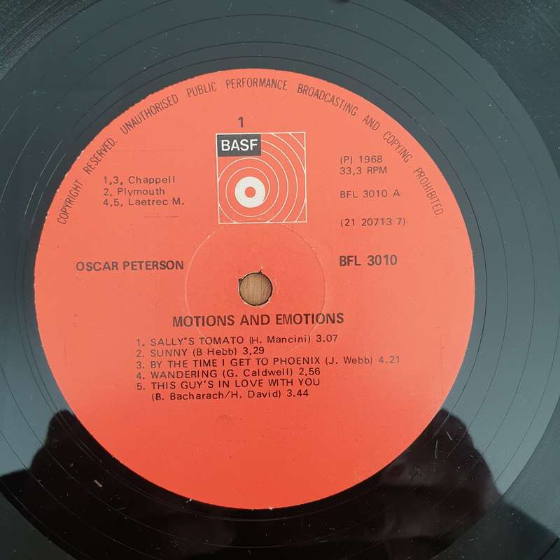 Oscar Peterson  Motions & Emotions - Vinyl LP Record - Very-Good Quality (VG)  (verry)