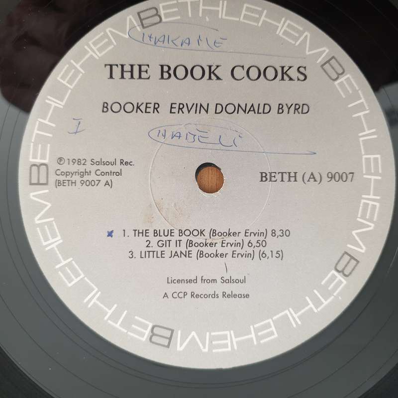 Booker Ervin  The Book Cooks  Vinyl LP Record - Very-Good+ Quality (VG+) (verygoodplus)