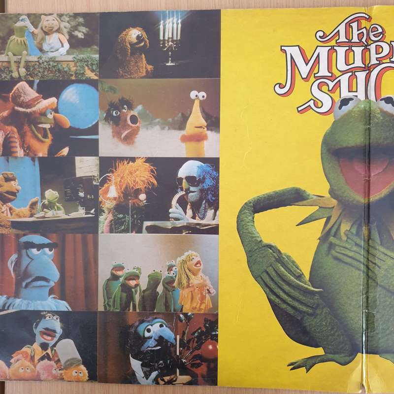 The Muppets  The Muppet Show (Rhodesia)  Vinyl LP Record - Very-Good- Quality (VG-) (minus)