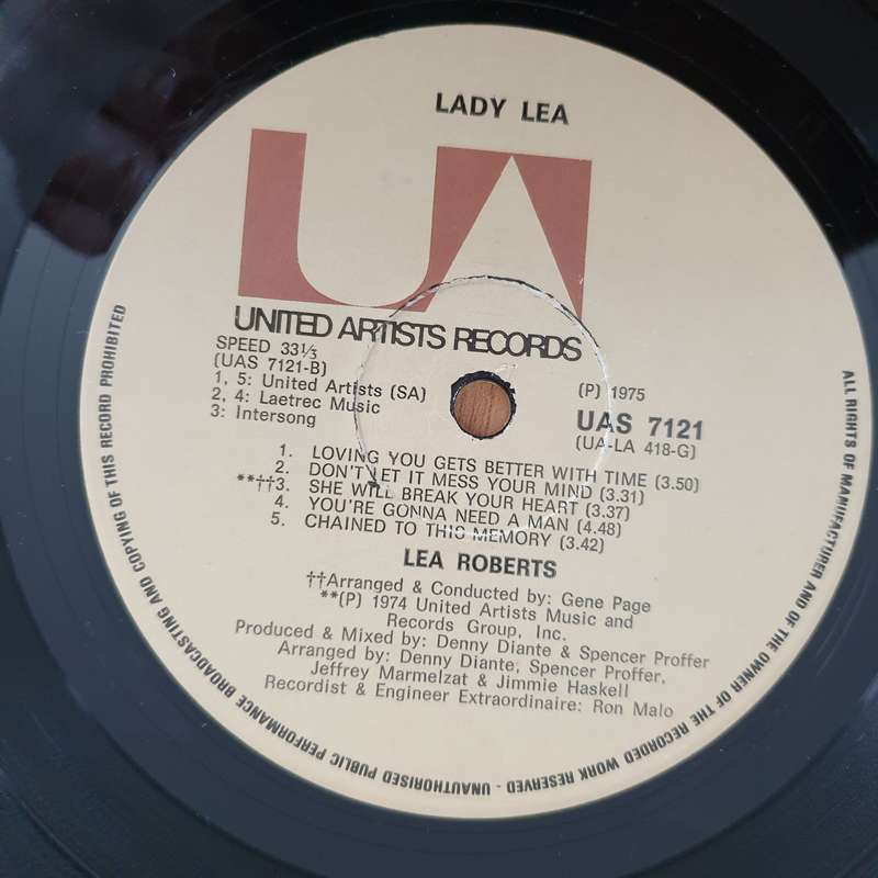 Lea Roberts  Lady Lea - Vinyl LP Record - Very-Good+ Quality (VG+) (verygoodplus)